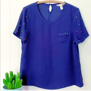 ❌SOLD❌NWOT Sheer Navy Short Sleeve Blouse Colored Studs